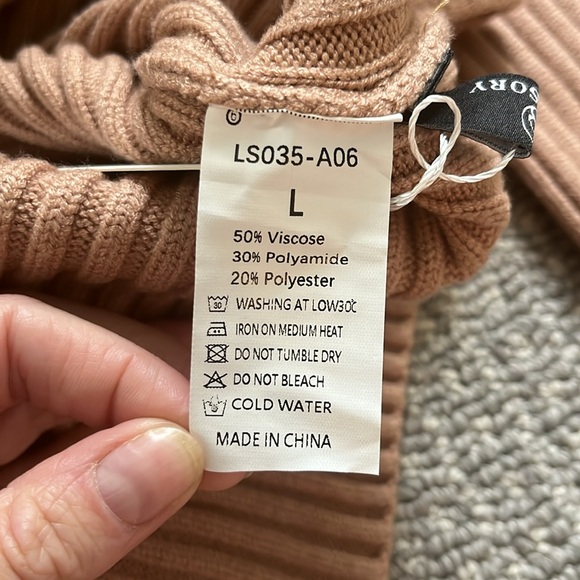 Tunic sweater dress - Picture 5 of 5